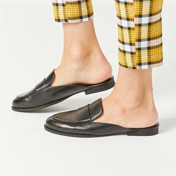 Urban Outfitters Shoes - Urban Outfitters Black Leather Penny Loafer Mules